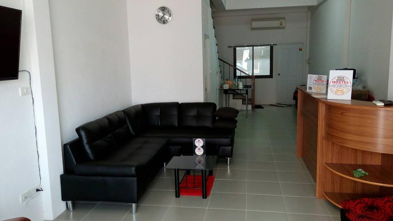 Suratthani Airport Hostel Surat Thani Esterno foto