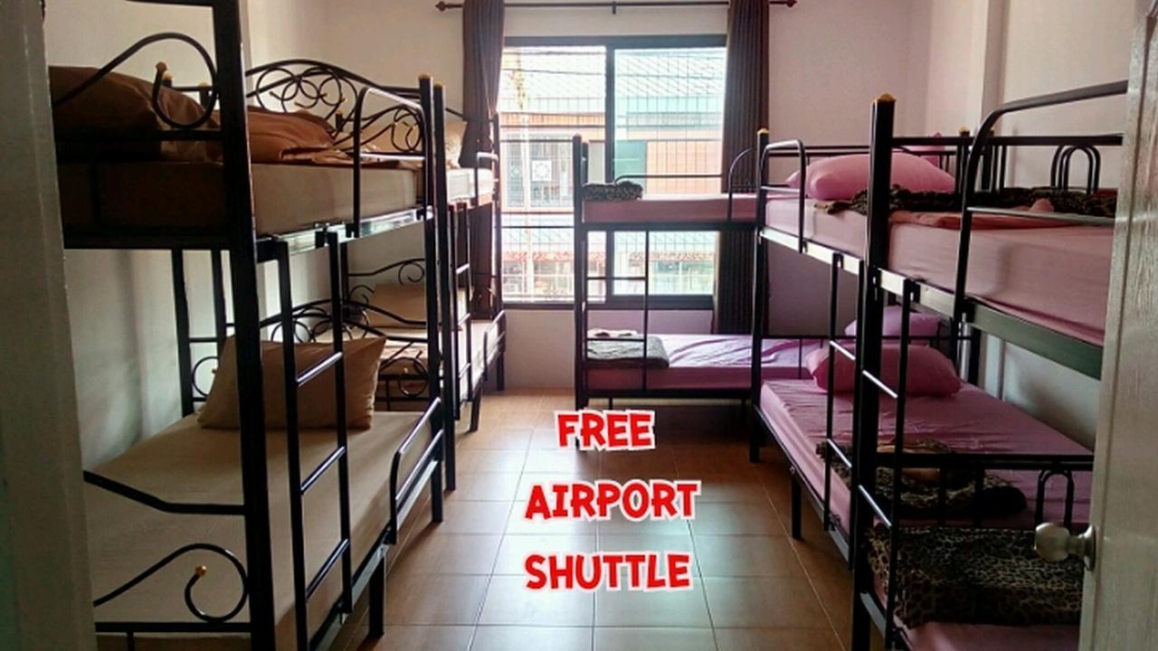 Suratthani Airport Hostel Surat Thani Esterno foto